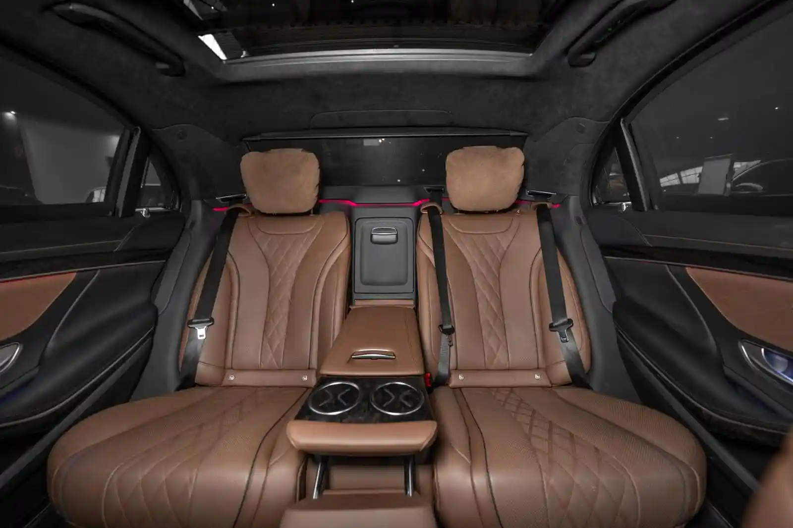 Mercedes-Benz S 560