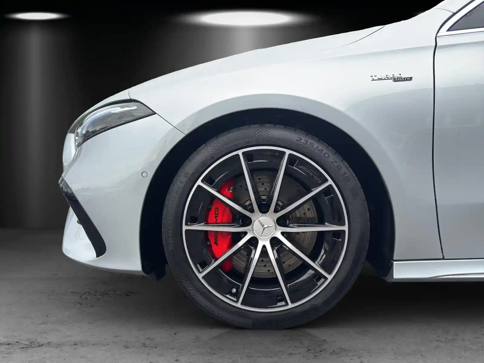 Mercedes-Benz A 35 AMG