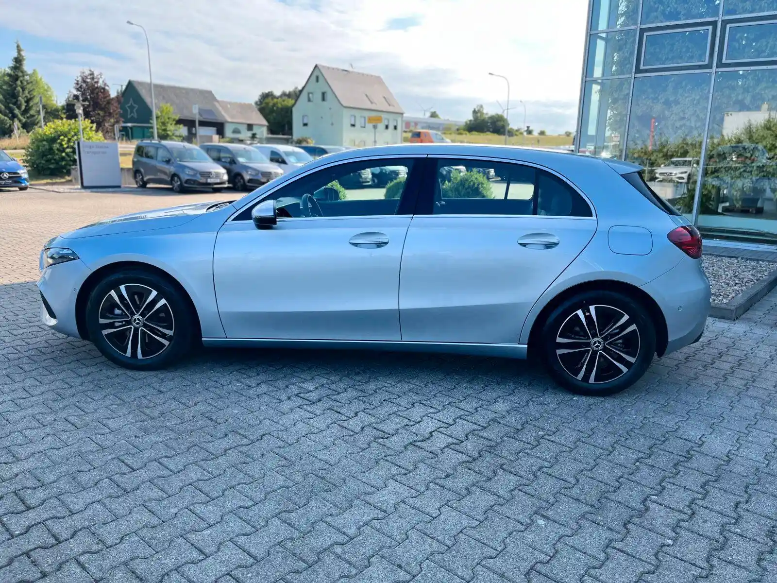 Mercedes-Benz A 180