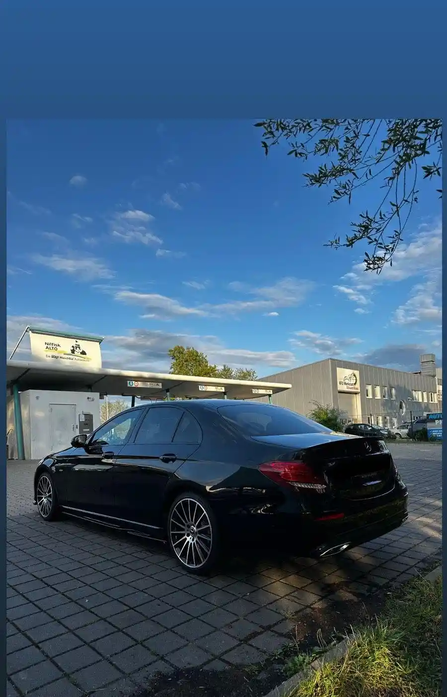 Mercedes-Benz E 200