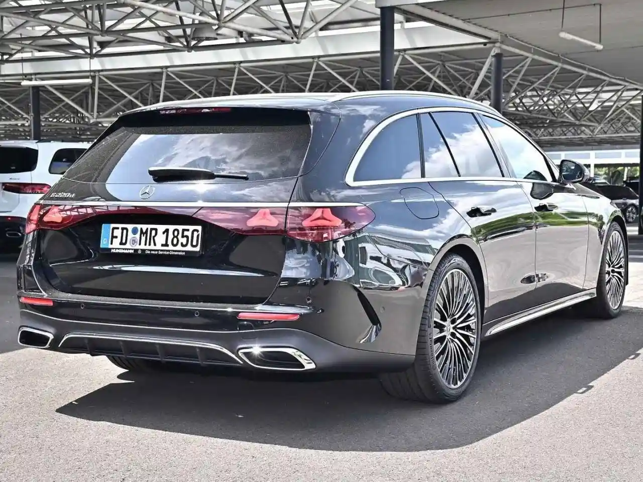Mercedes-Benz E 220