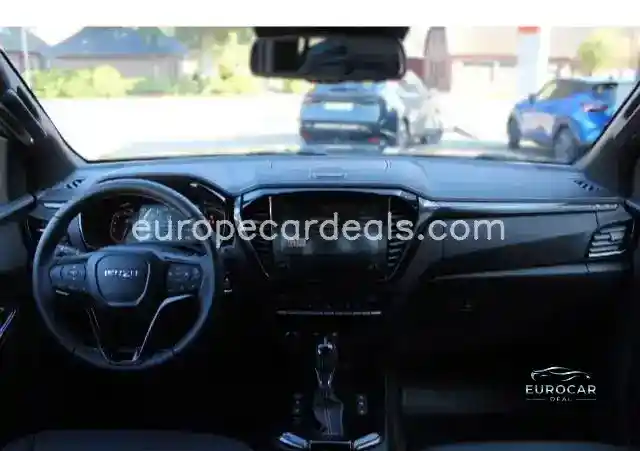 4×4 Double Cab V-CROSS Automatik