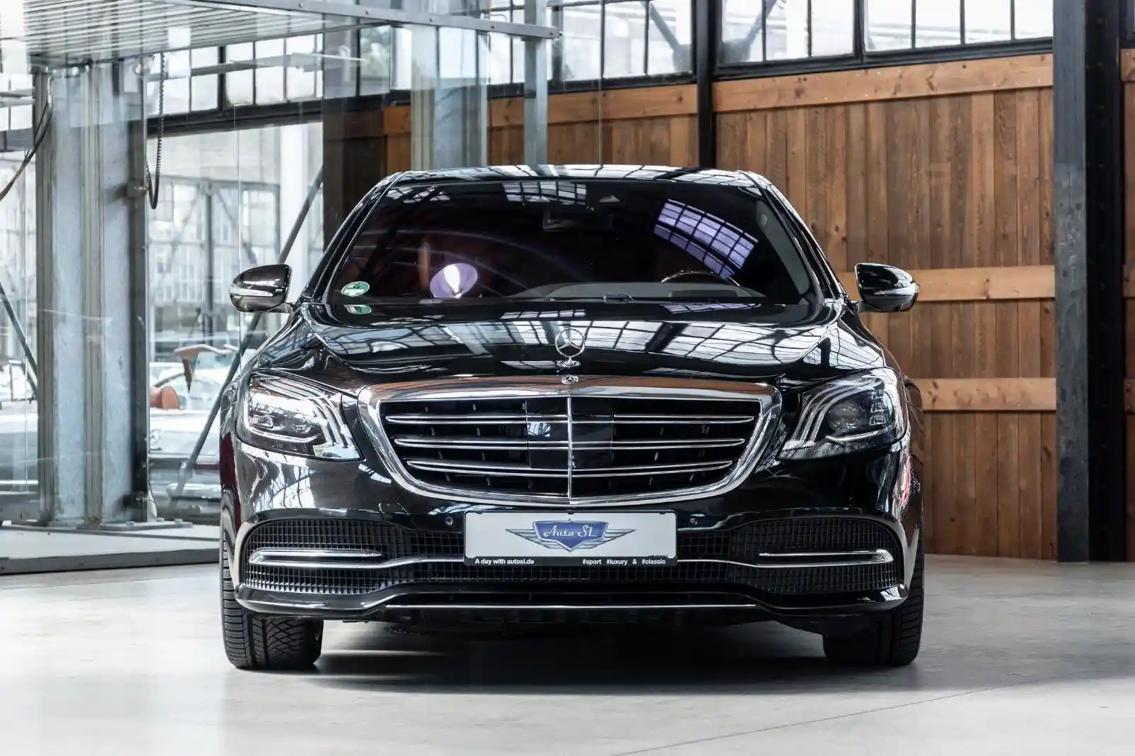 Mercedes-Benz S 560