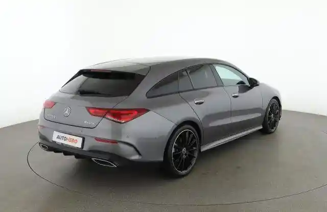 Mercedes-Benz CLA 220 Shooting Brake