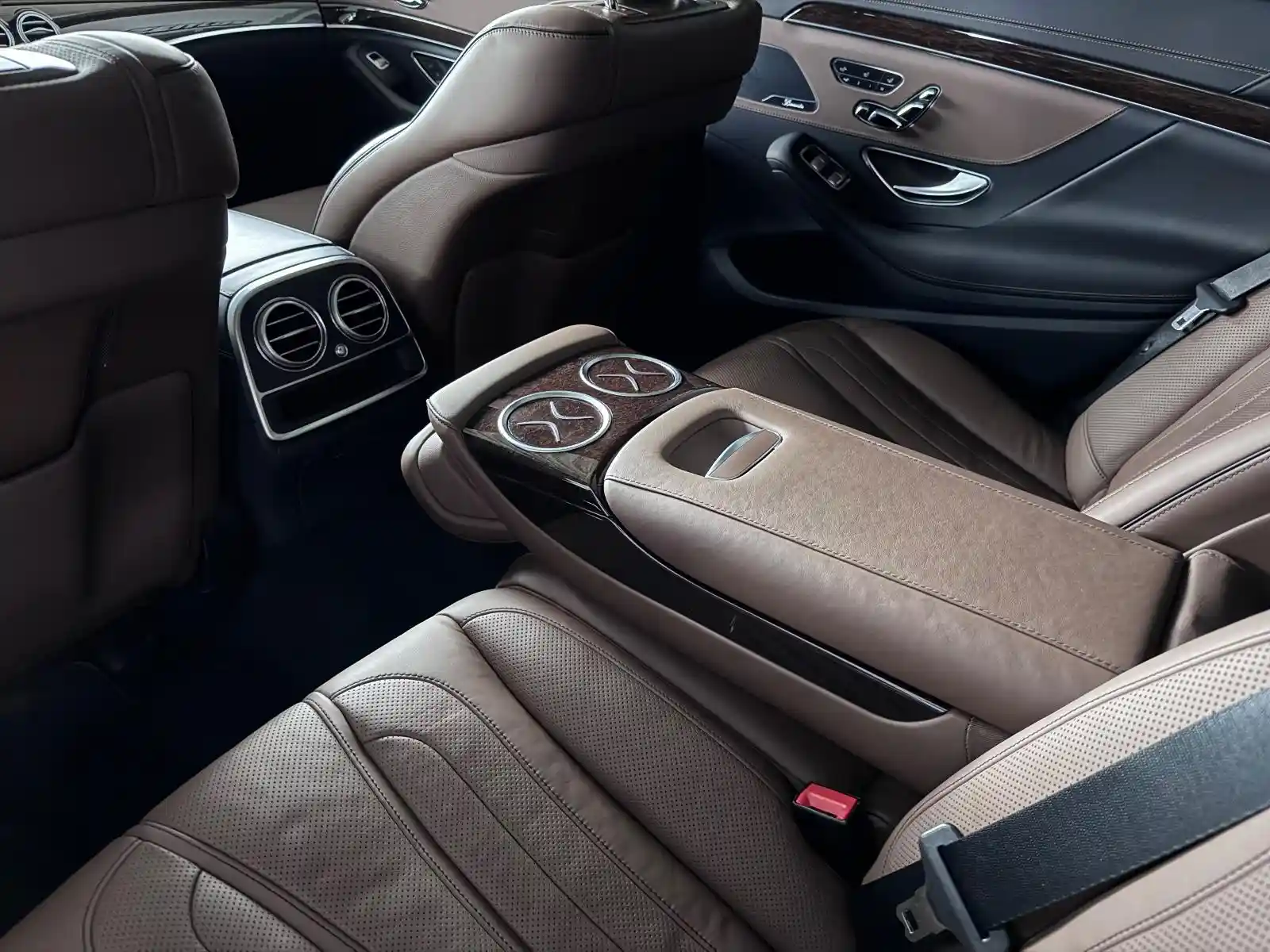 Mercedes-Benz S 63 AMG