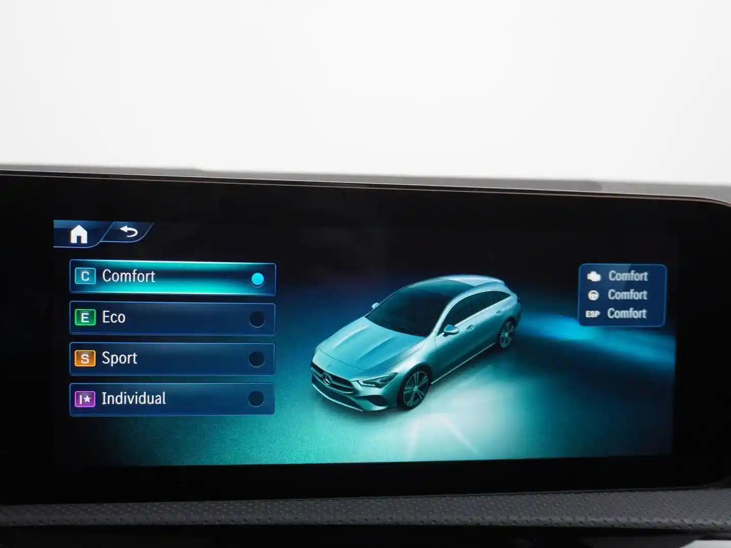 Mercedes-Benz CLA 180 Shooting Brake