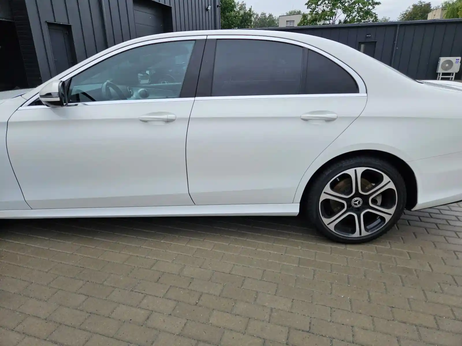Mercedes-Benz E 400