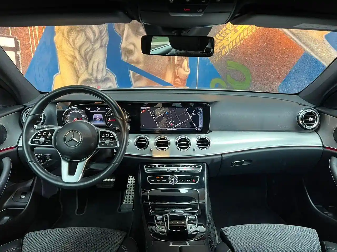 Mercedes-Benz E 220