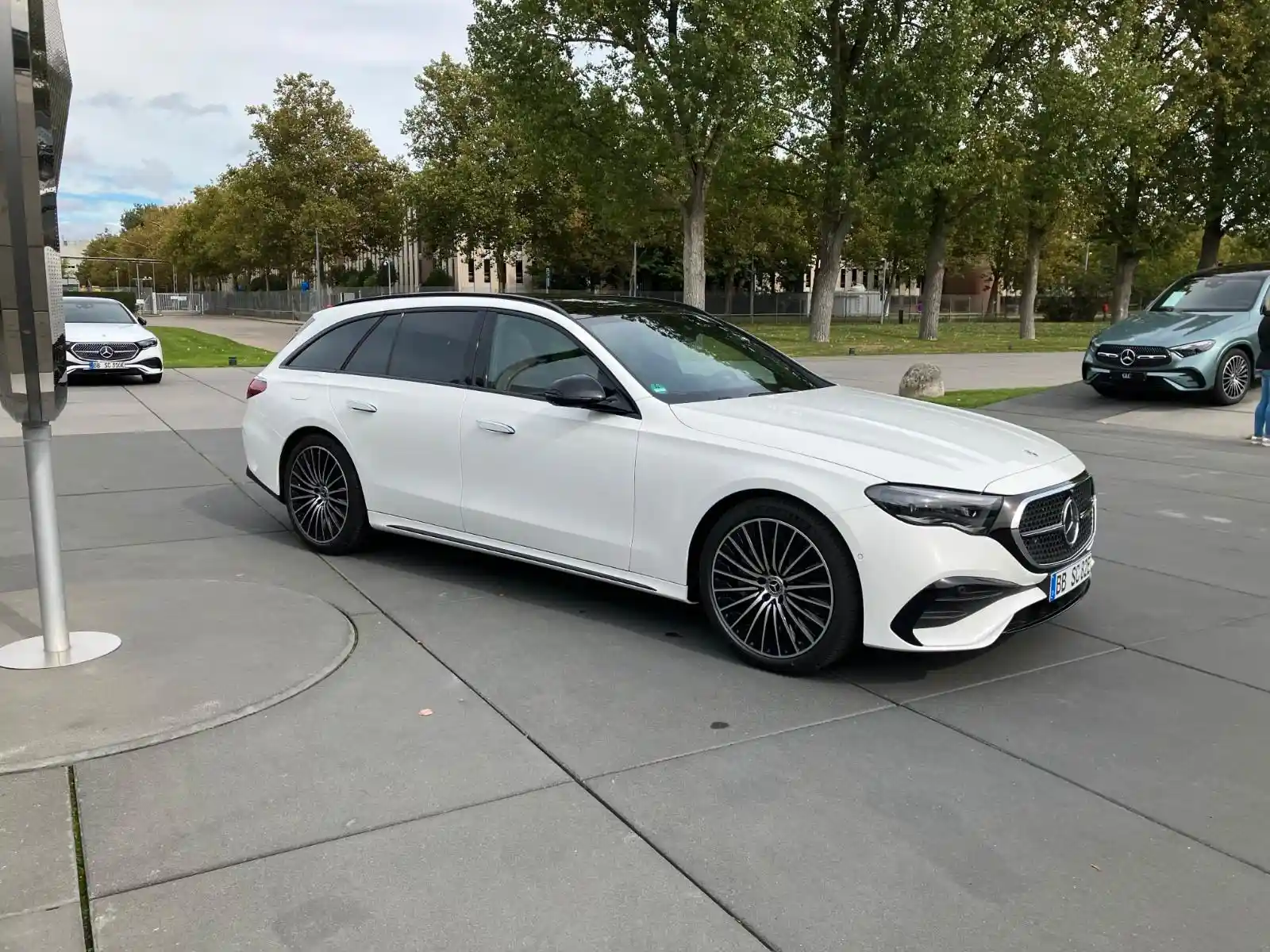 Mercedes-Benz E 300