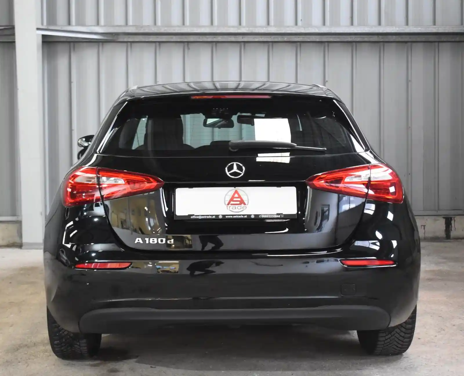 Mercedes-Benz A 180