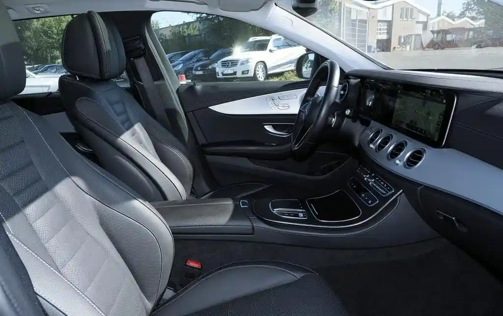 Mercedes-Benz E 450