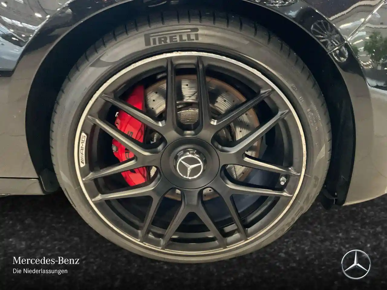 Mercedes-Benz E 63 AMG