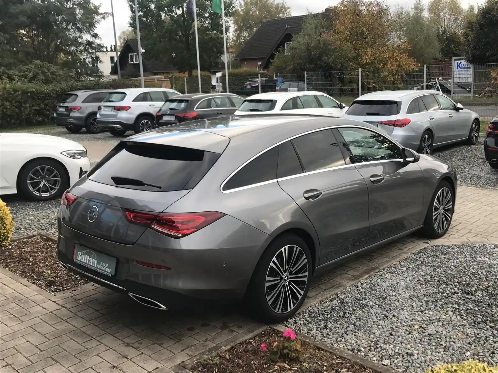 Mercedes-Benz CLA 200
