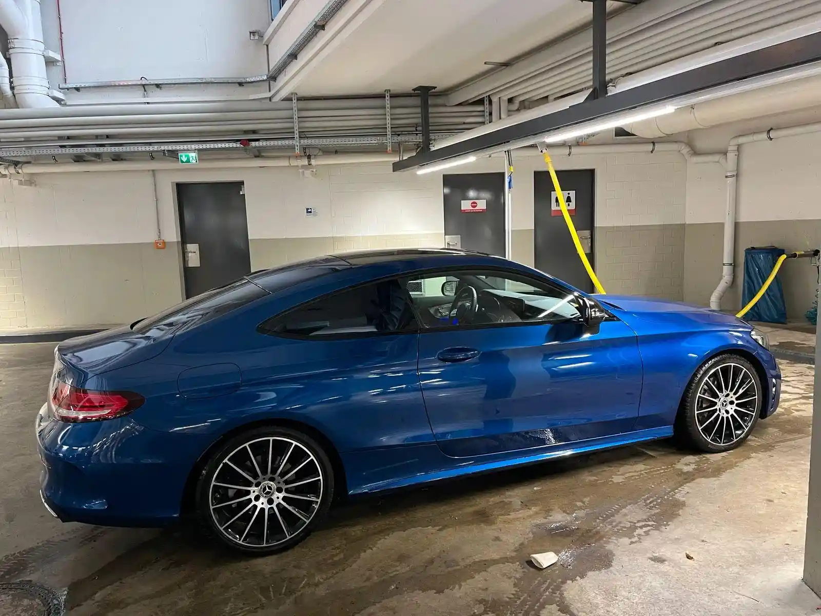 Mercedes-Benz C 220