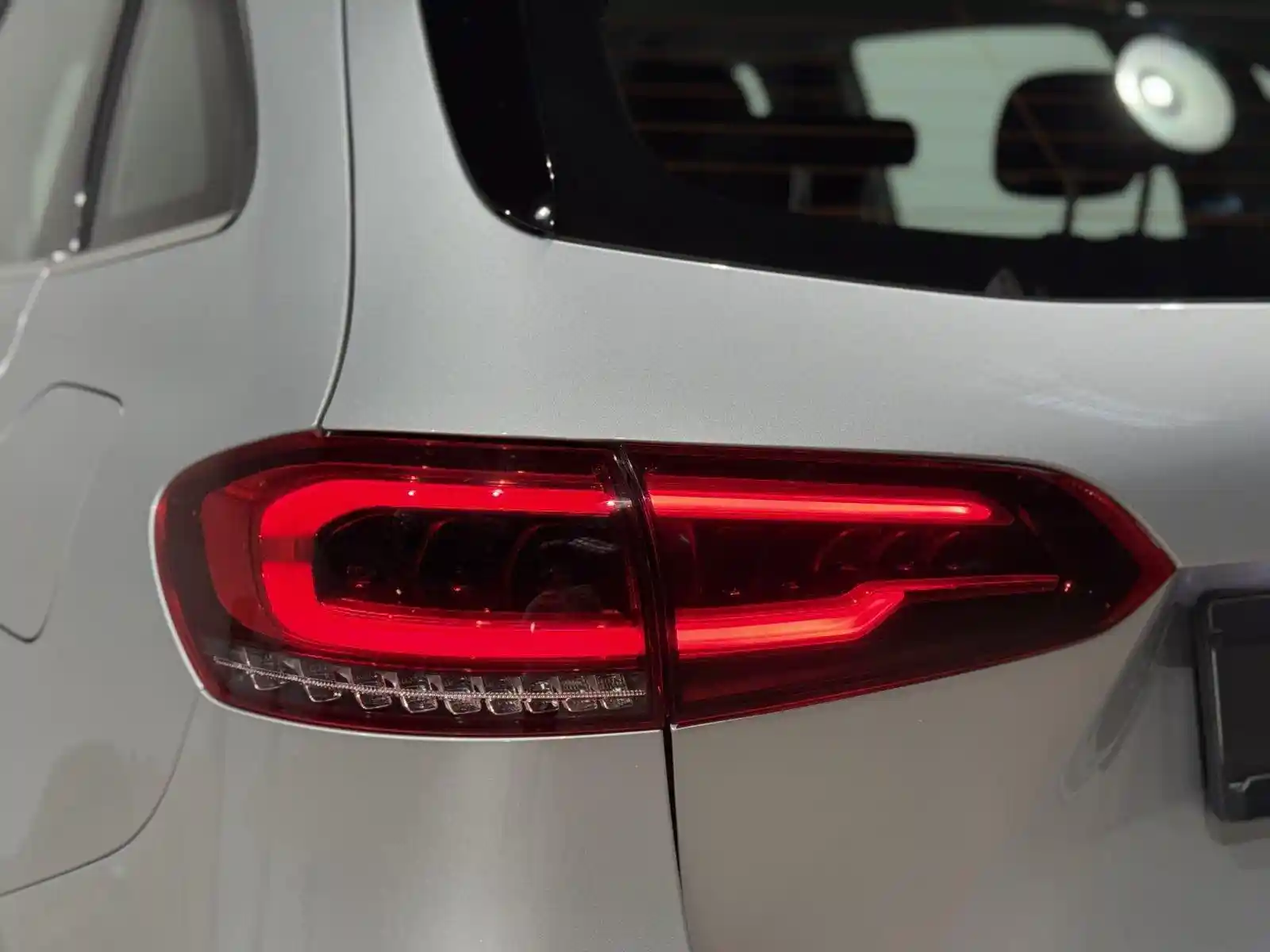 Mercedes-Benz B 220