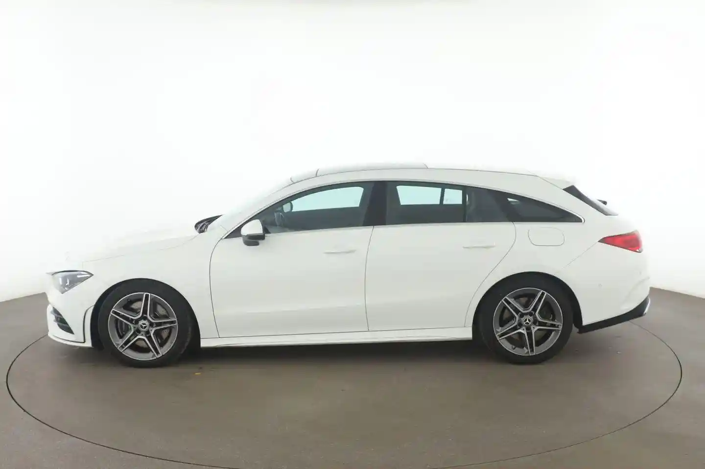Mercedes-Benz CLA 220 Shooting Brake
