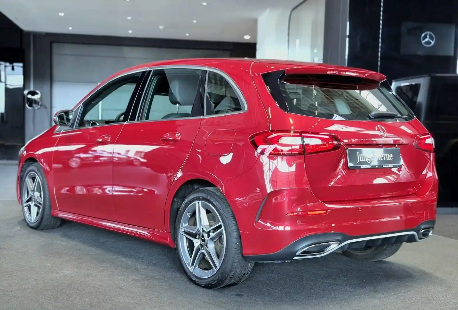 Mercedes-Benz B 250