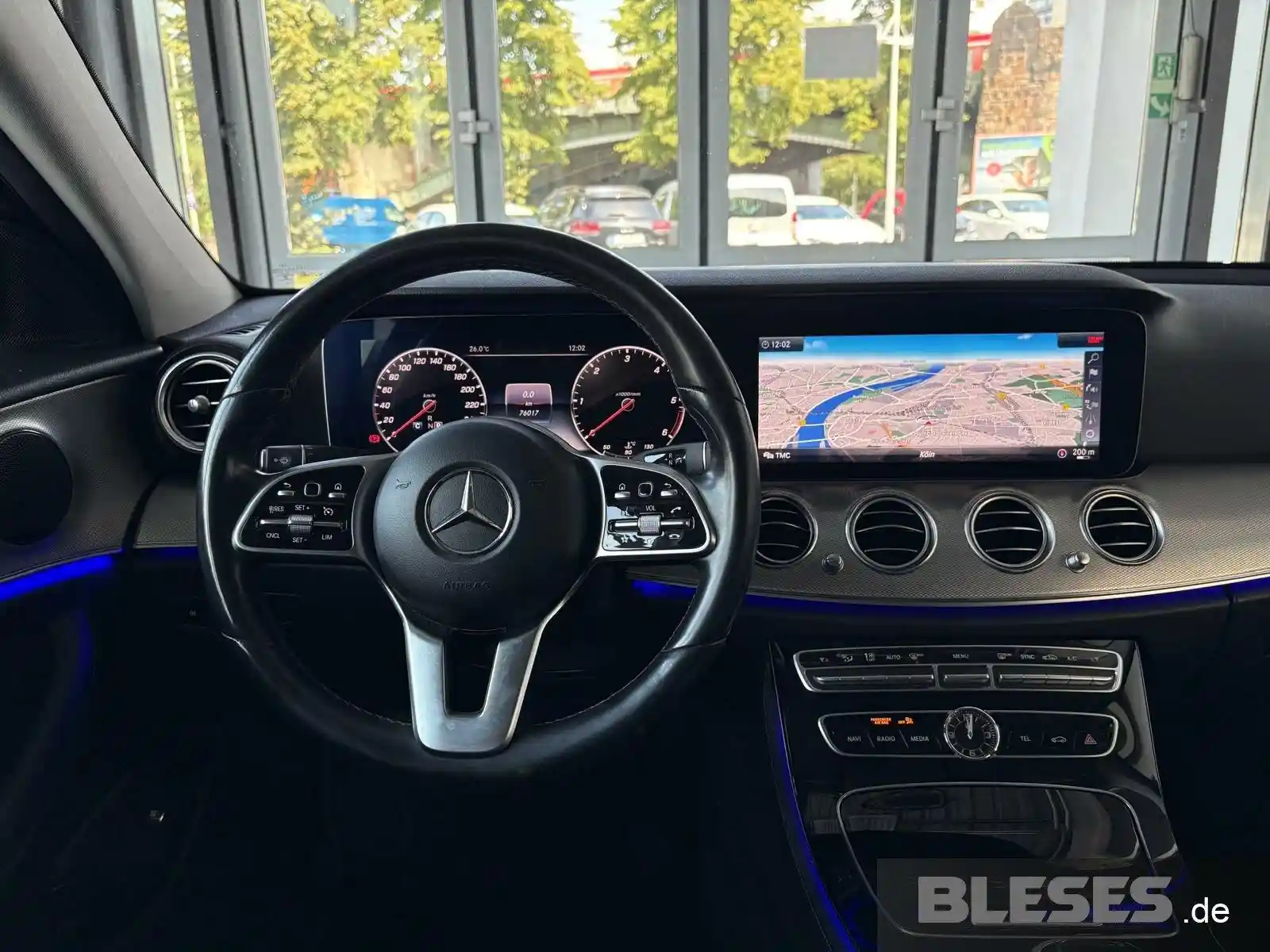 Mercedes-Benz E 220