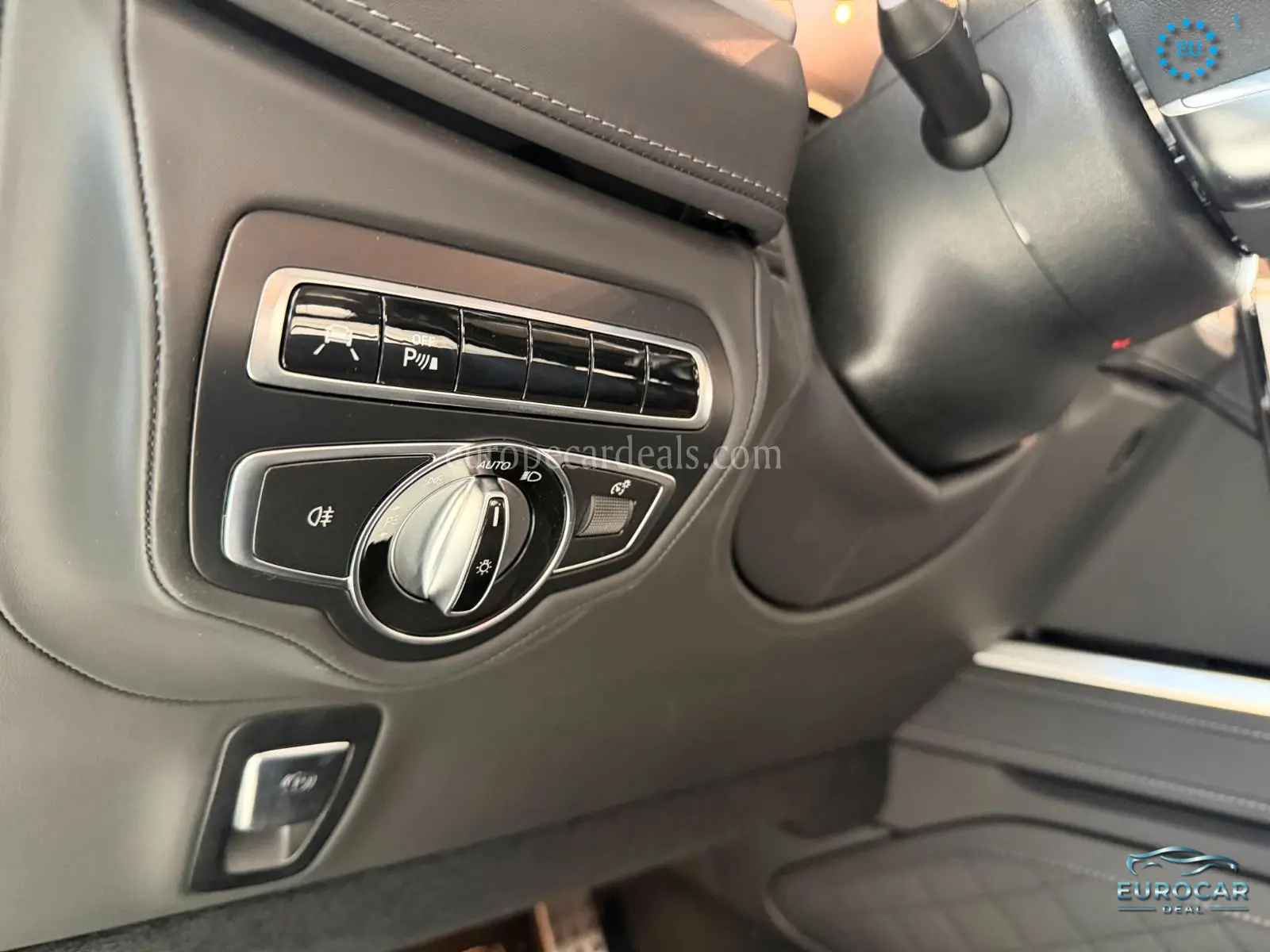 Mercedes-Benz G 500