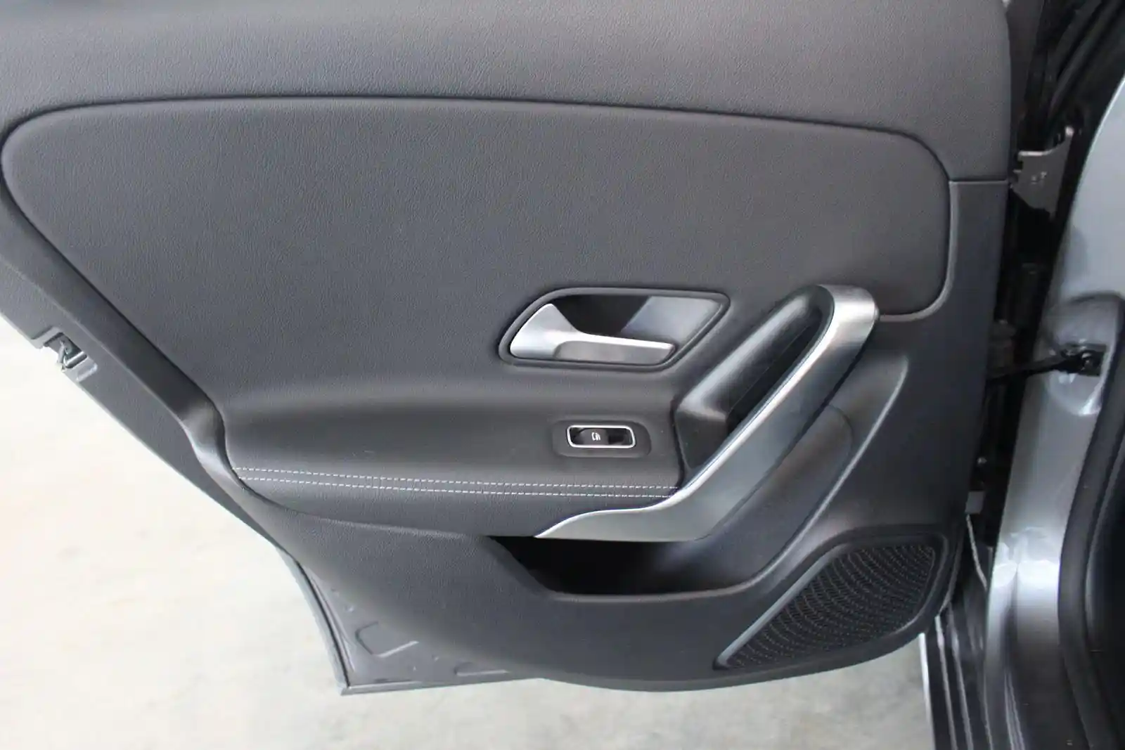 Mercedes-Benz A 220