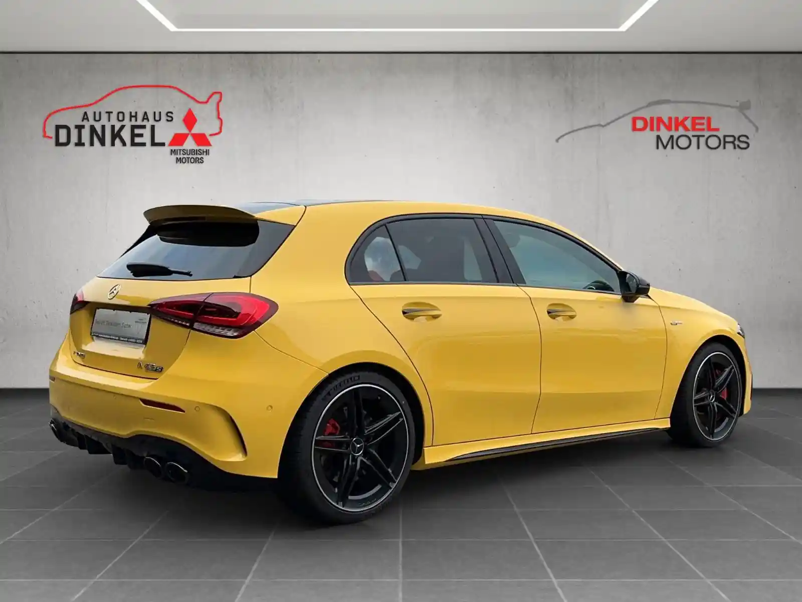 Mercedes-Benz A 45 AMG