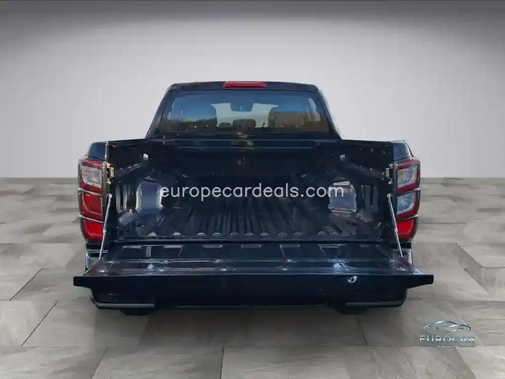 1.9 TD Double Cab LSE 4X4 163PS 6-AT 5 Jah