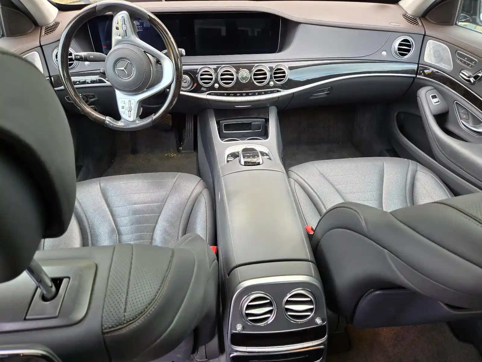 Mercedes-Benz S 400