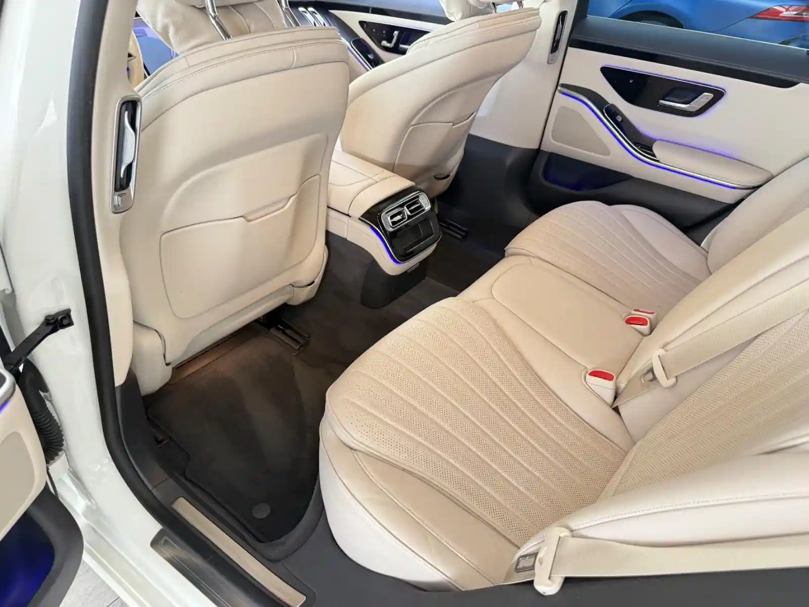 Mercedes-Benz S 400