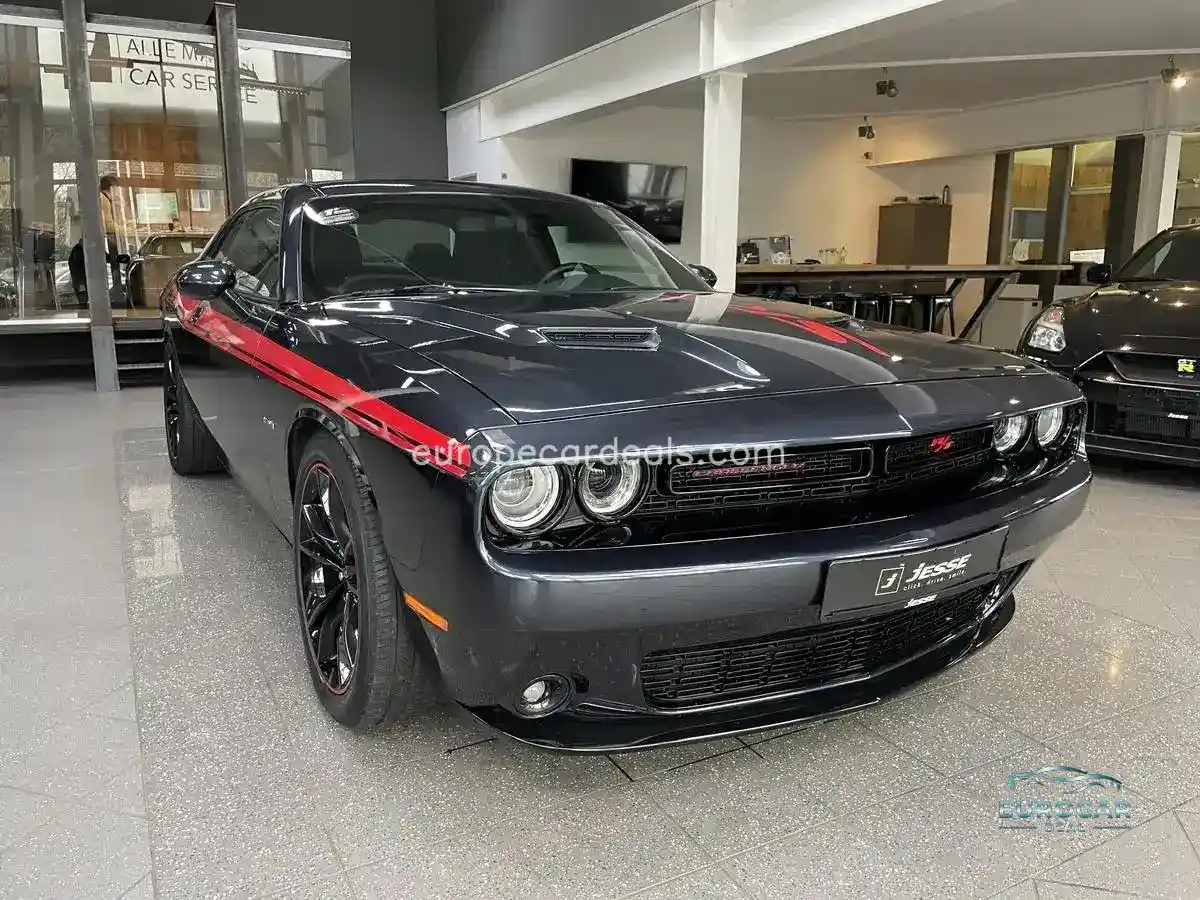Dodge Challenger