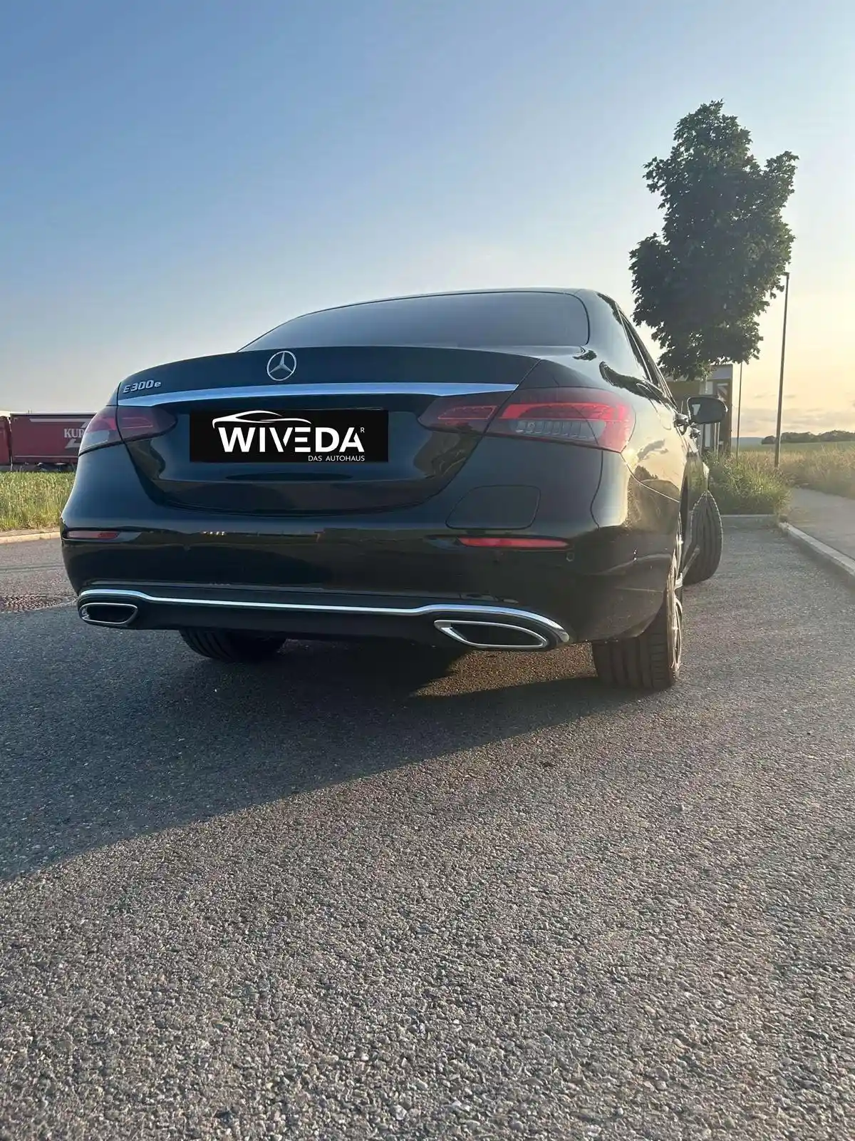 Mercedes-Benz E 300