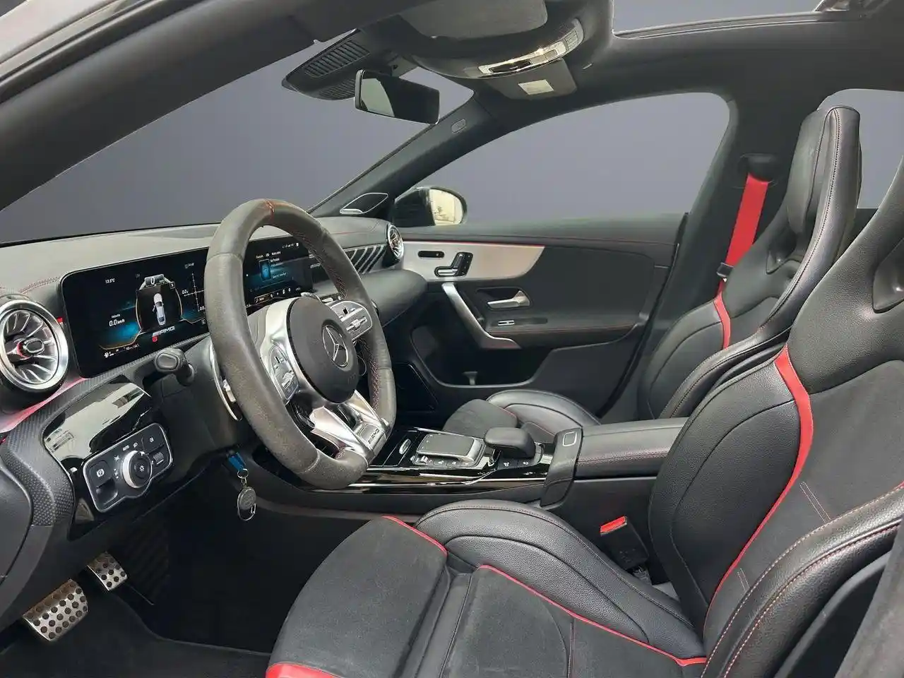Mercedes-Benz CLA 45 AMG