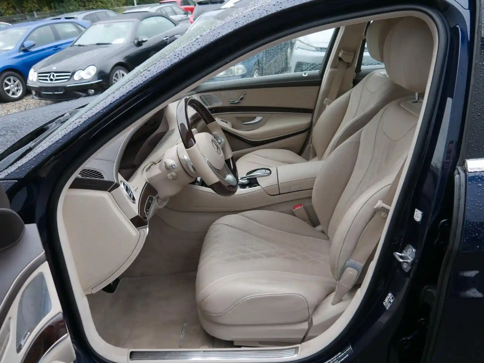 Mercedes-Benz S 560