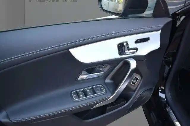 Mercedes-Benz CLA 35 AMG Shooting Brake