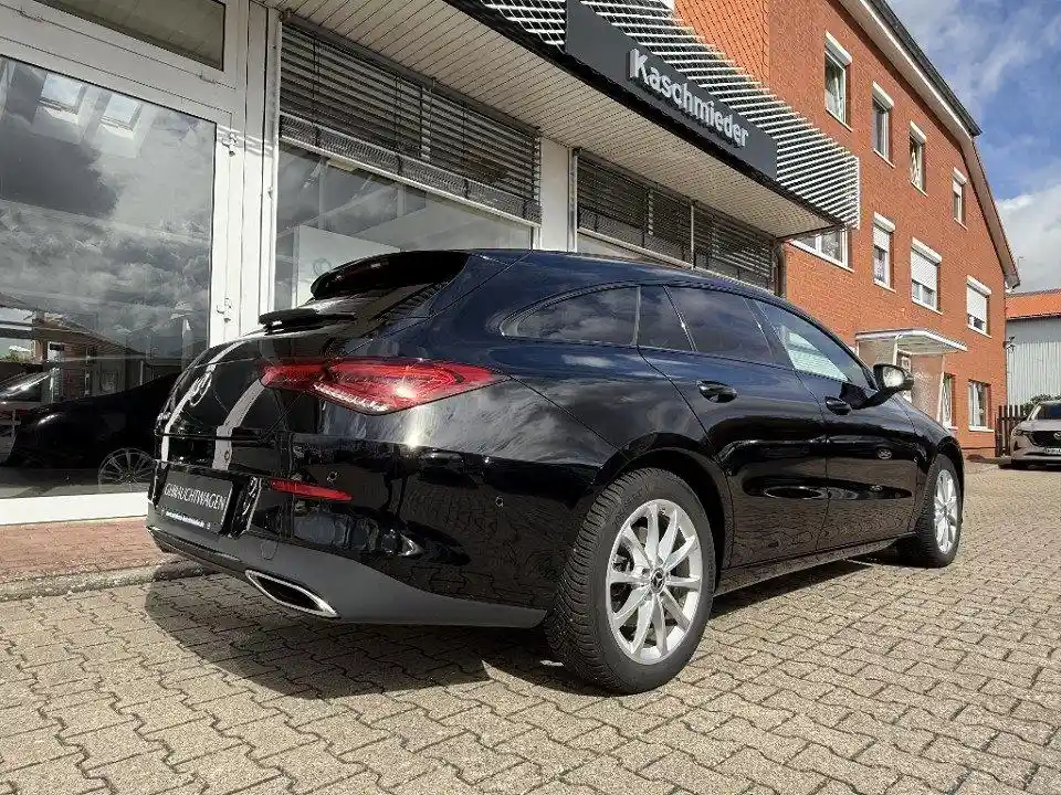 Mercedes-Benz CLA 200 Shooting Brake