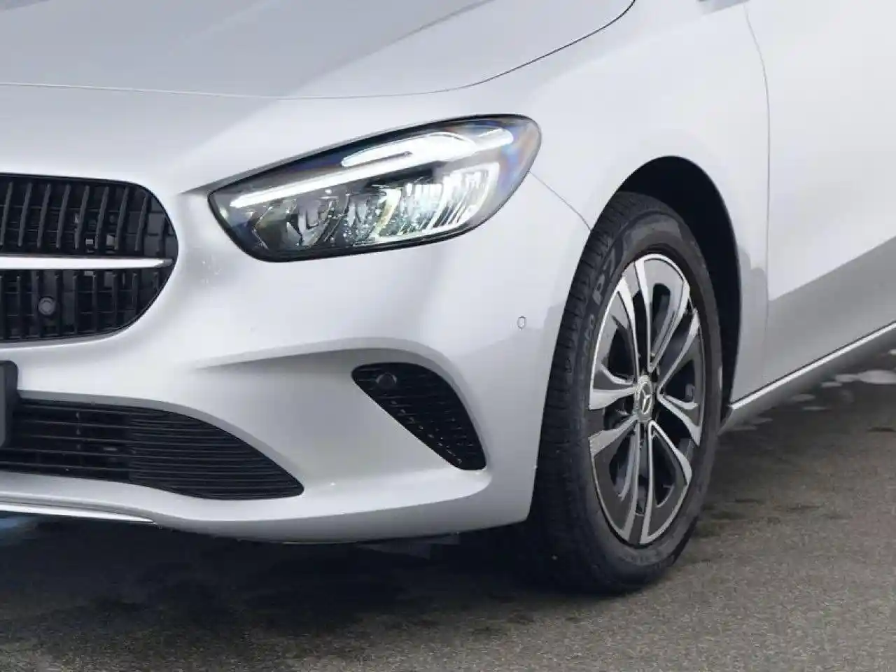 Mercedes-Benz B 250