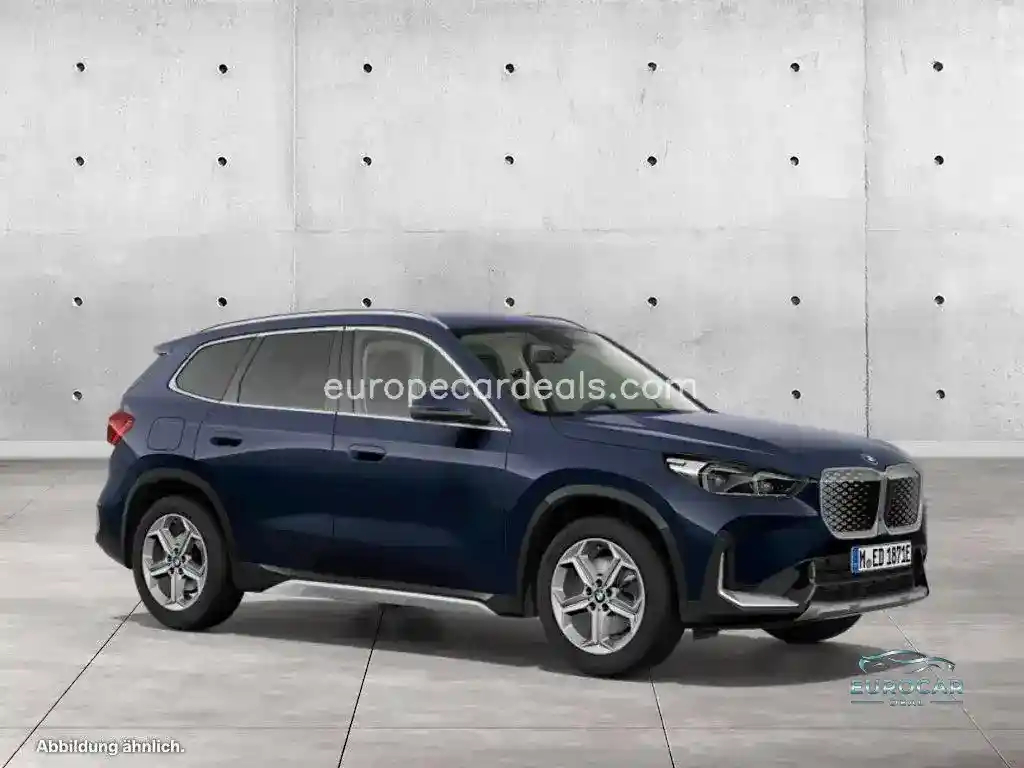 BMW iX1