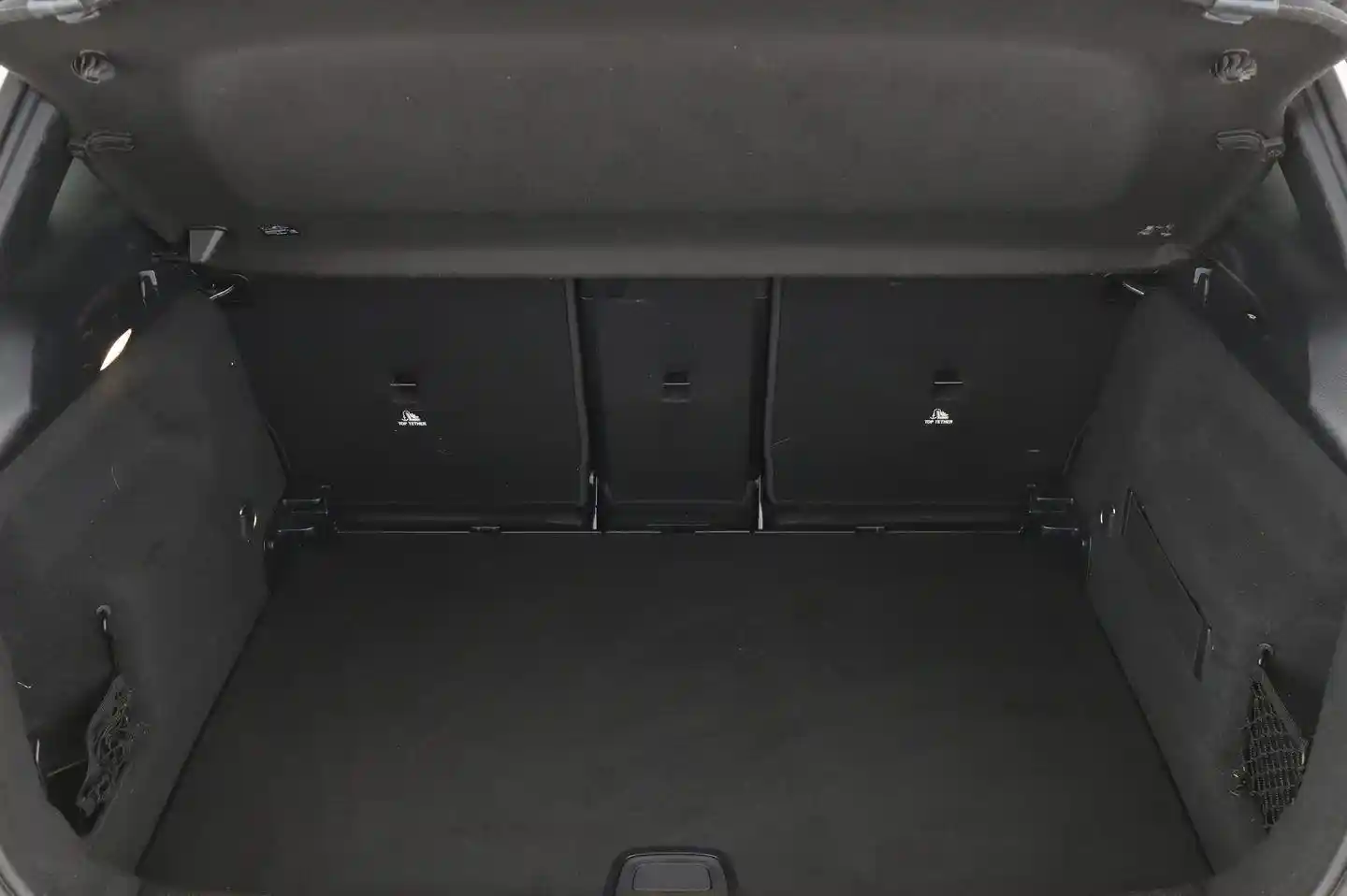 Mercedes-Benz B 220