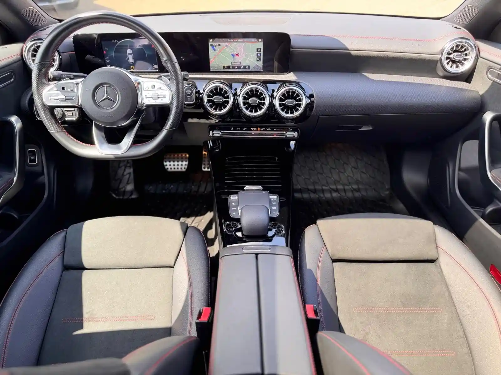 Mercedes-Benz CLA 200 Shooting Brake