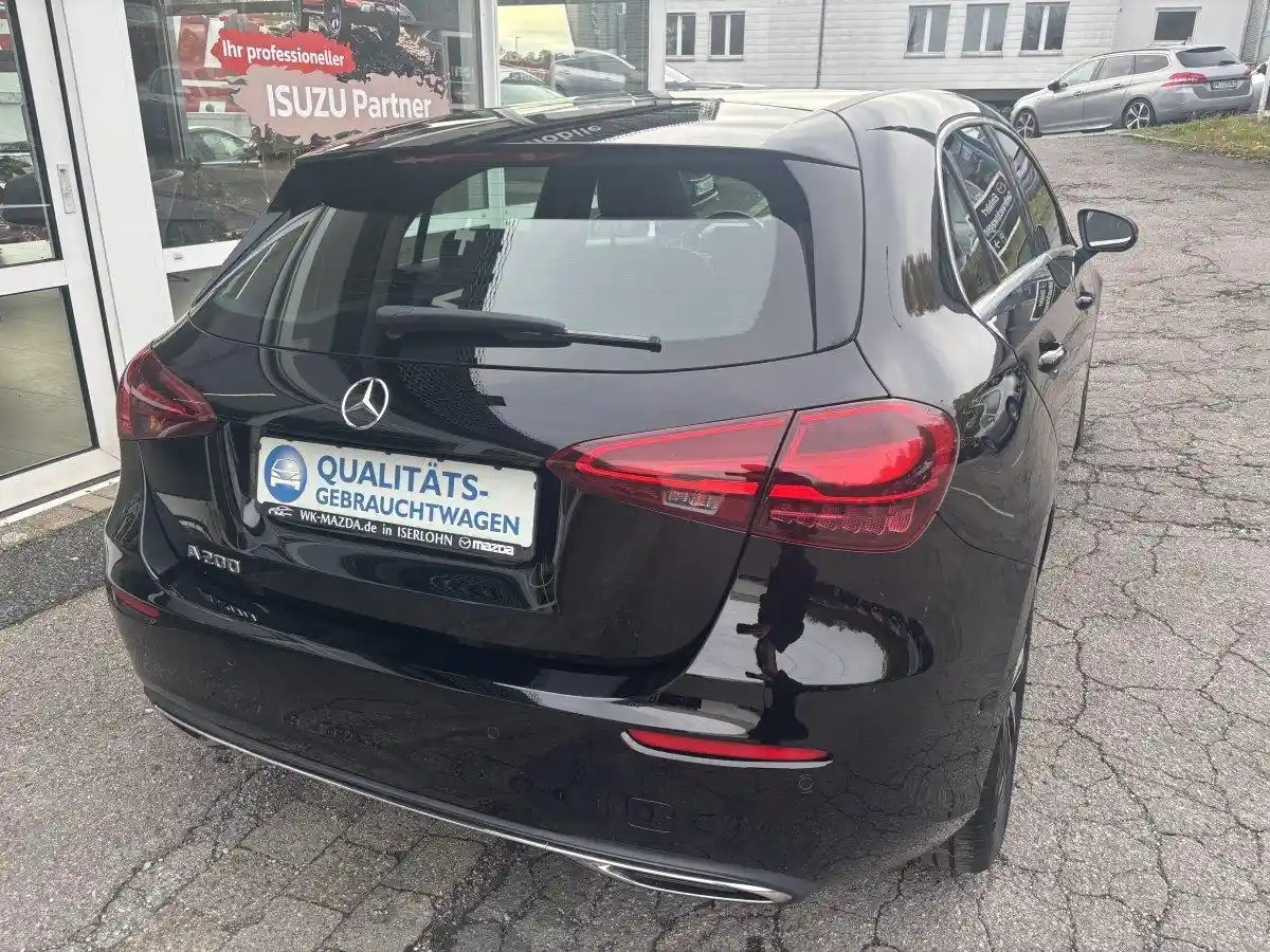 Mercedes-Benz A 200