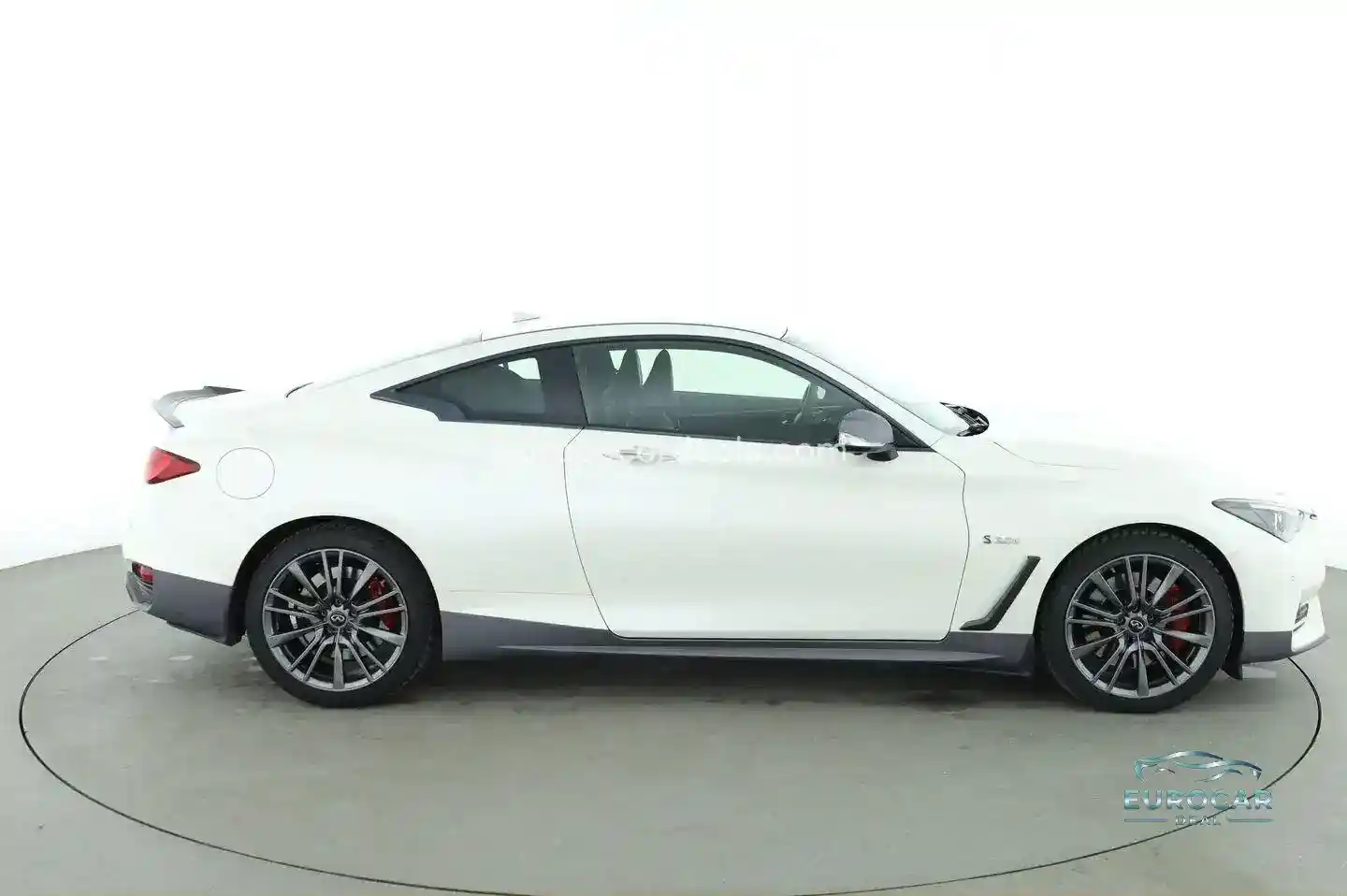 Infiniti Q60