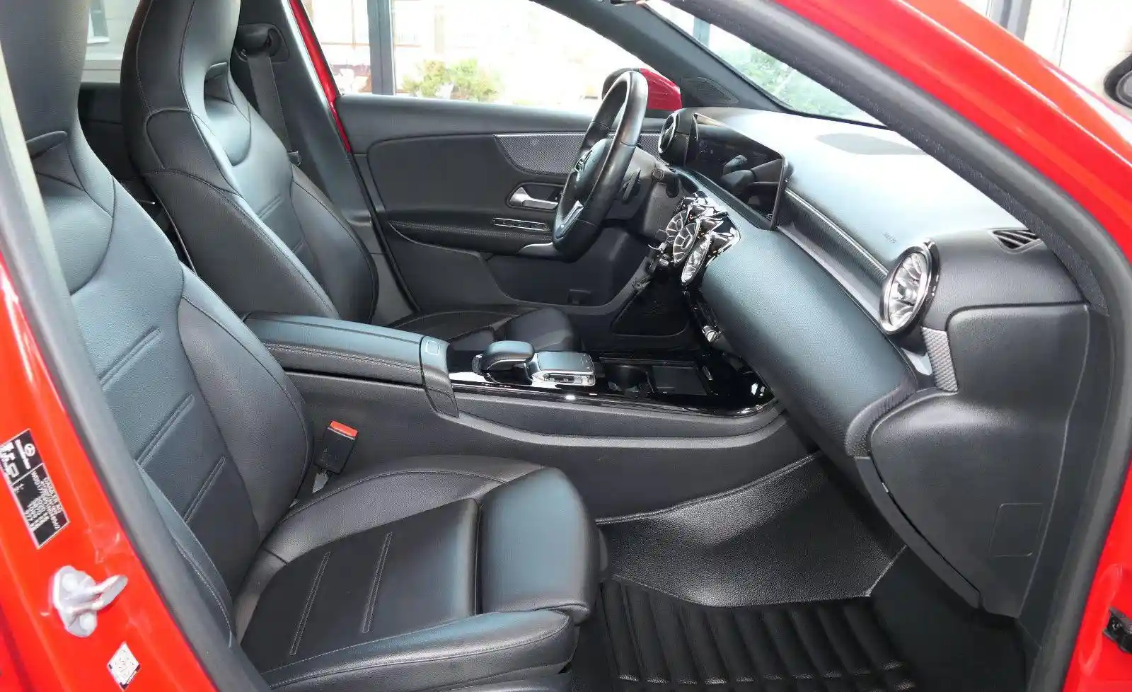 Mercedes-Benz A 220
