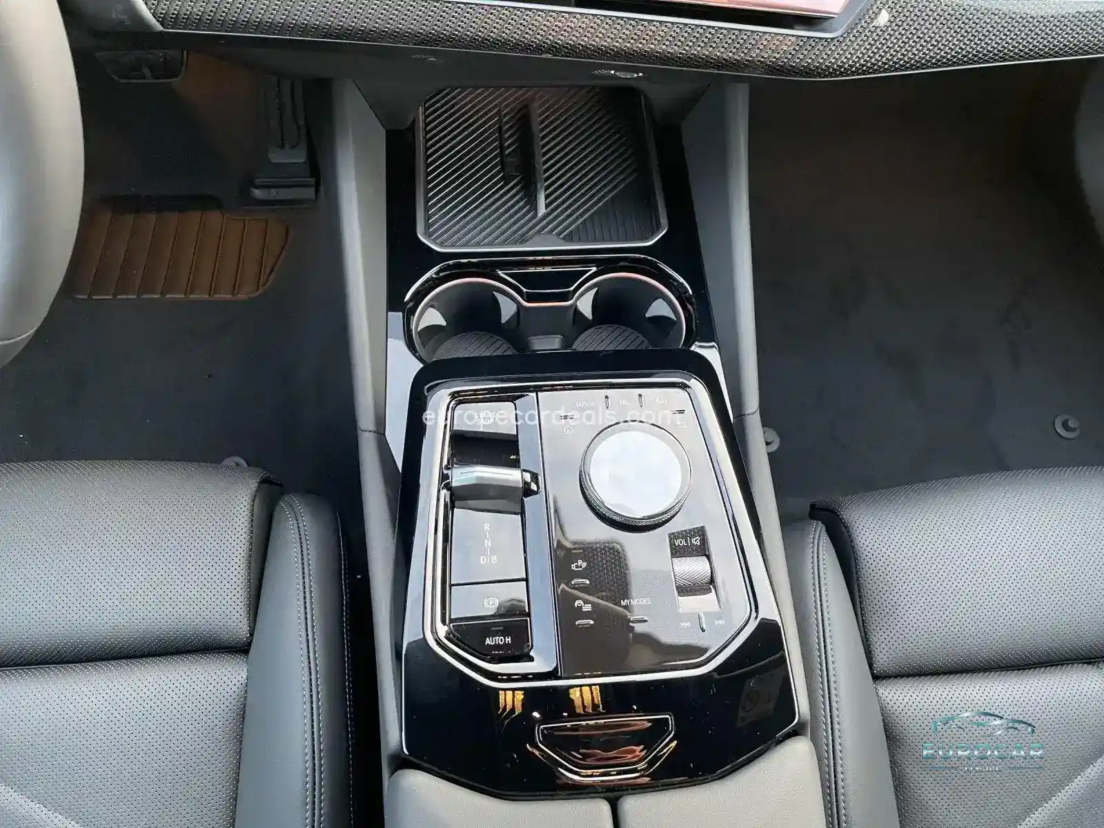 BMW i5