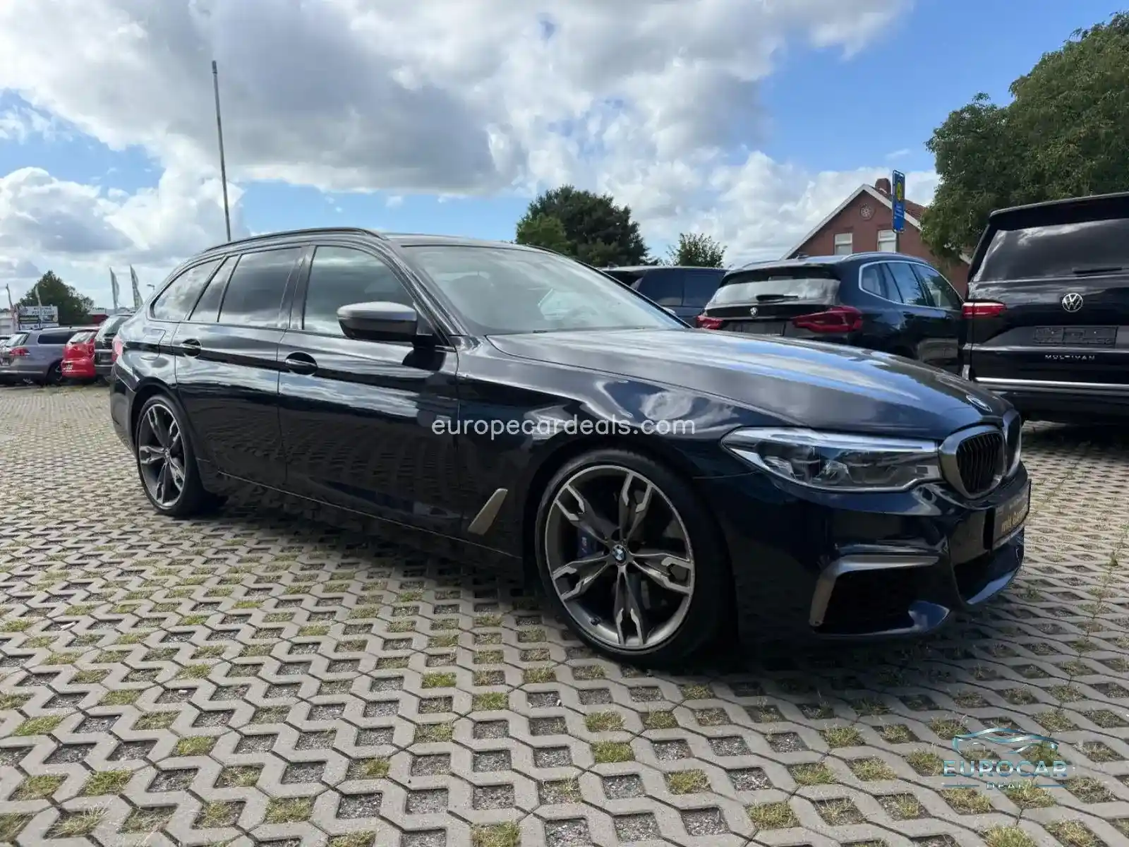 BMW M550
