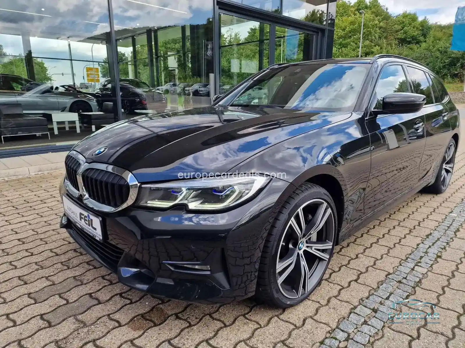 BMW 330