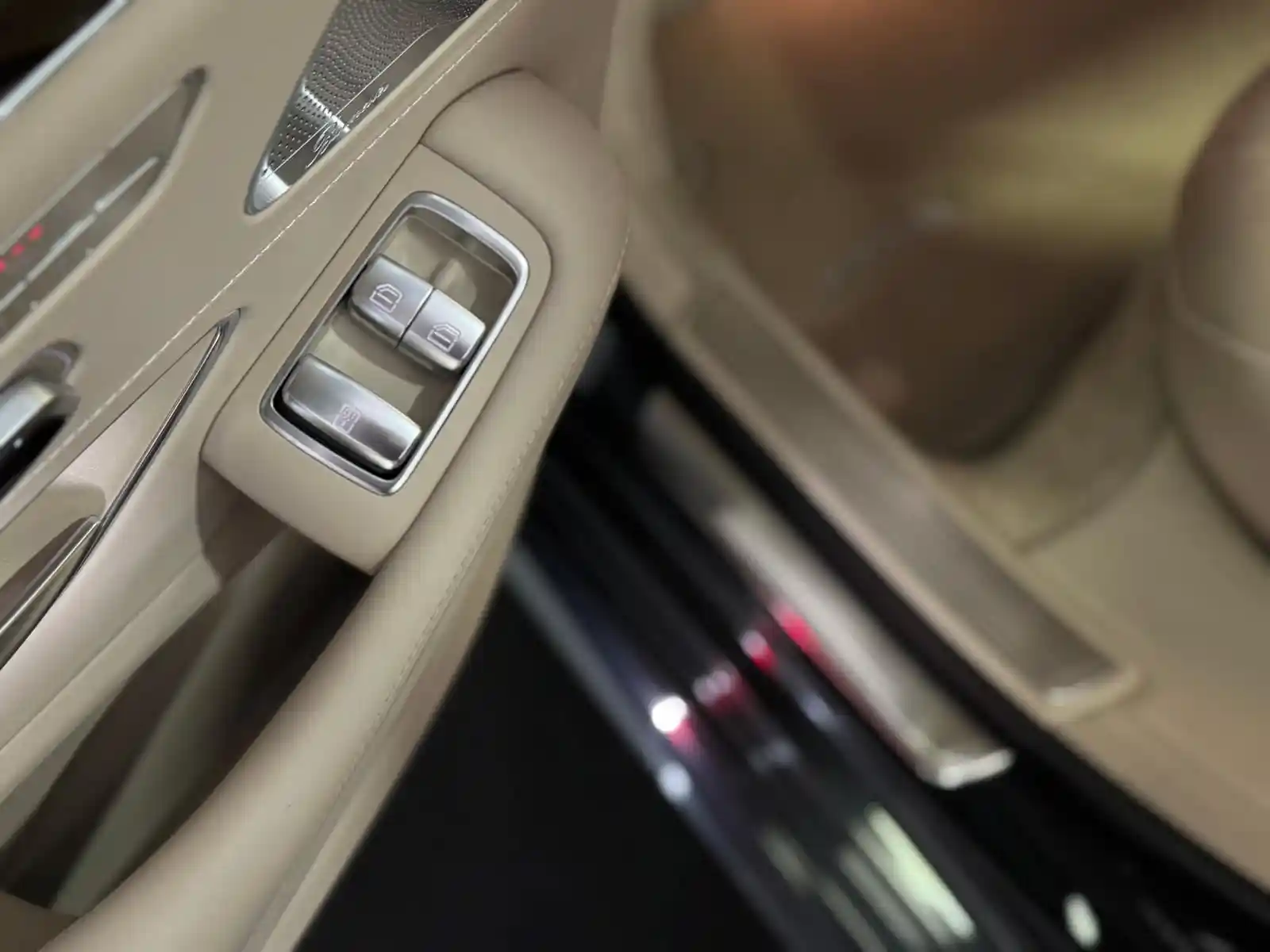 Mercedes-Benz S 400