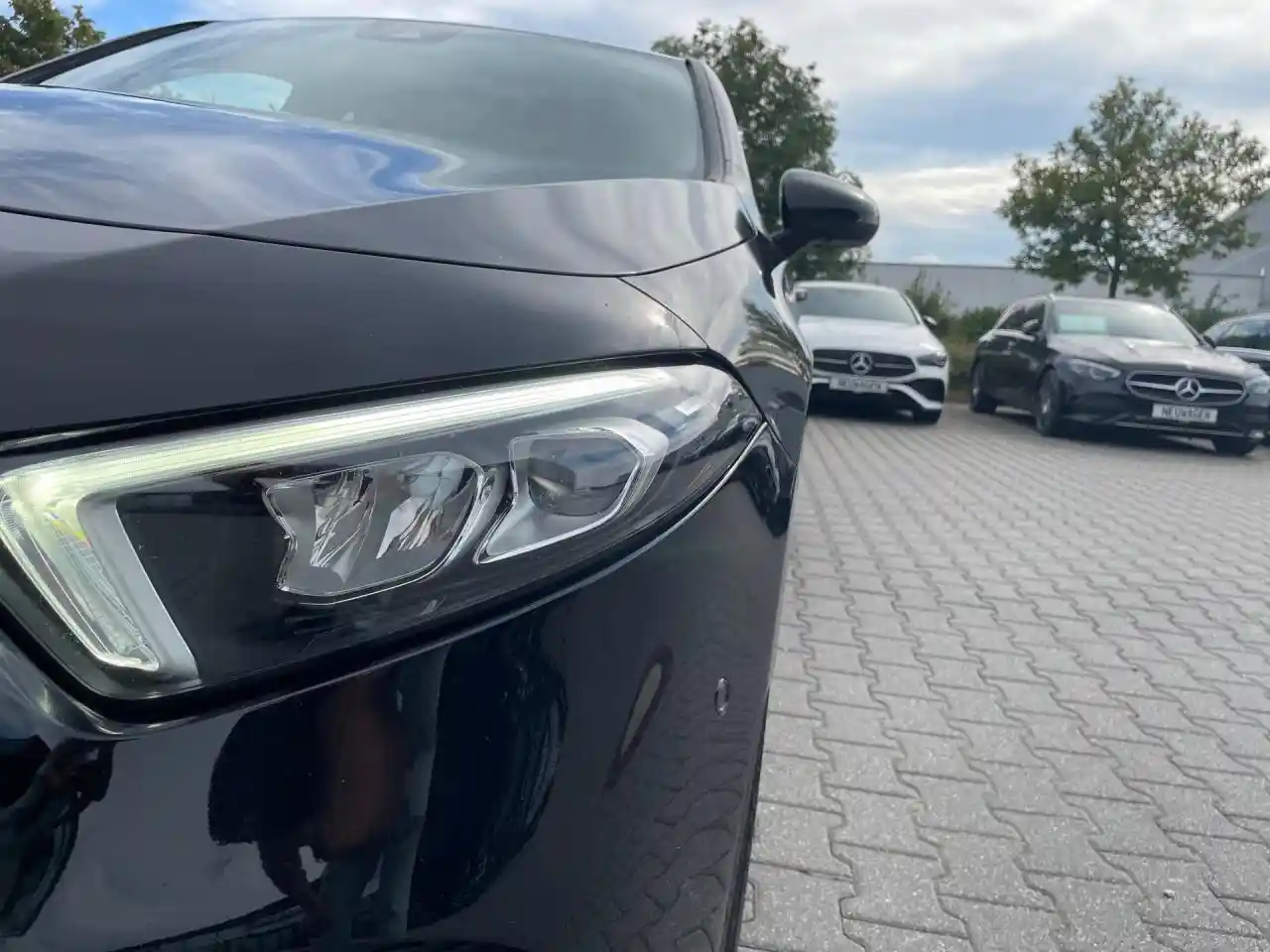 Mercedes-Benz A 180