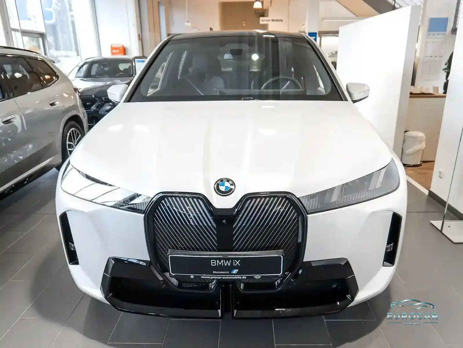 BMW iX