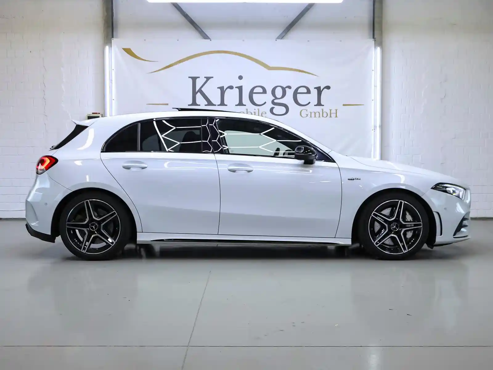 Mercedes-Benz A 35 AMG