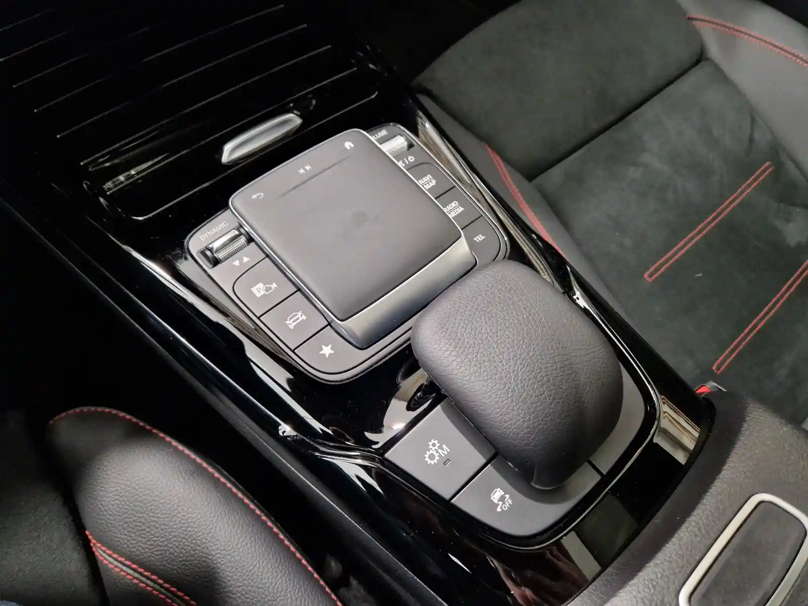 Mercedes-Benz CLA 45 AMG Shooting Brake