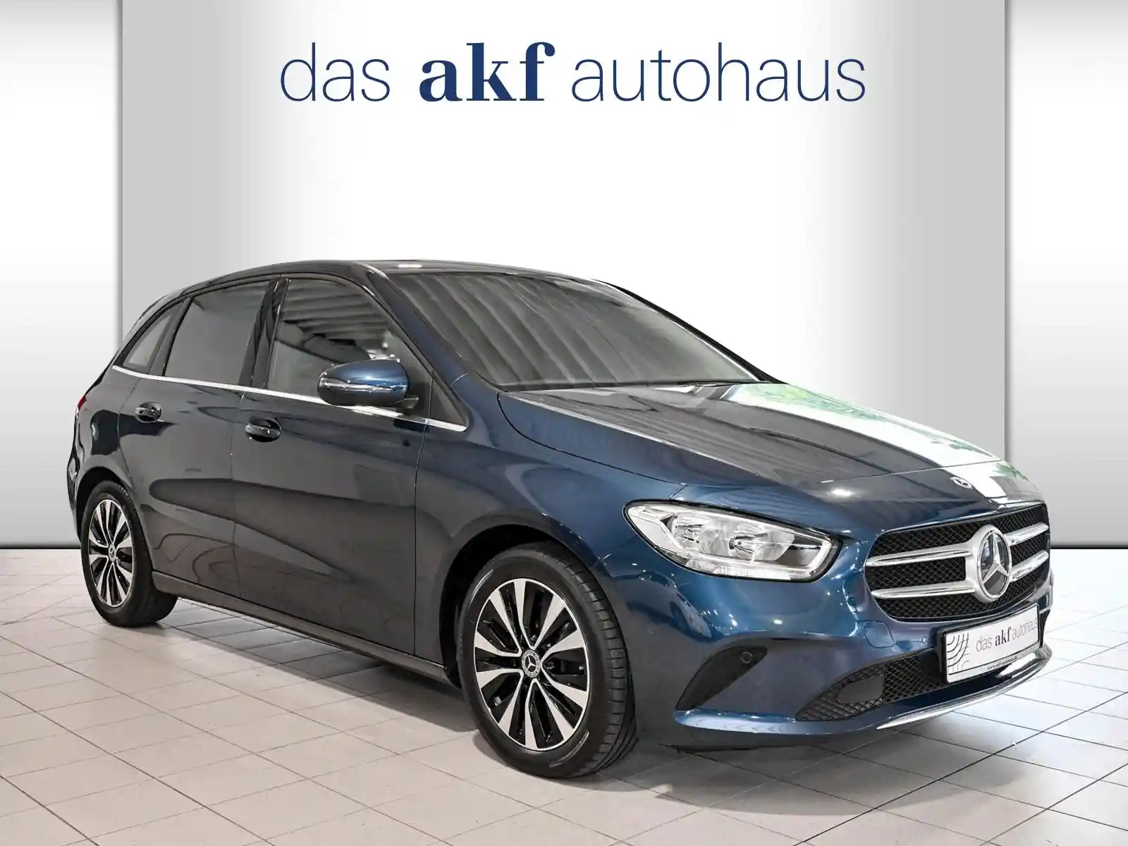 Mercedes-Benz B 220